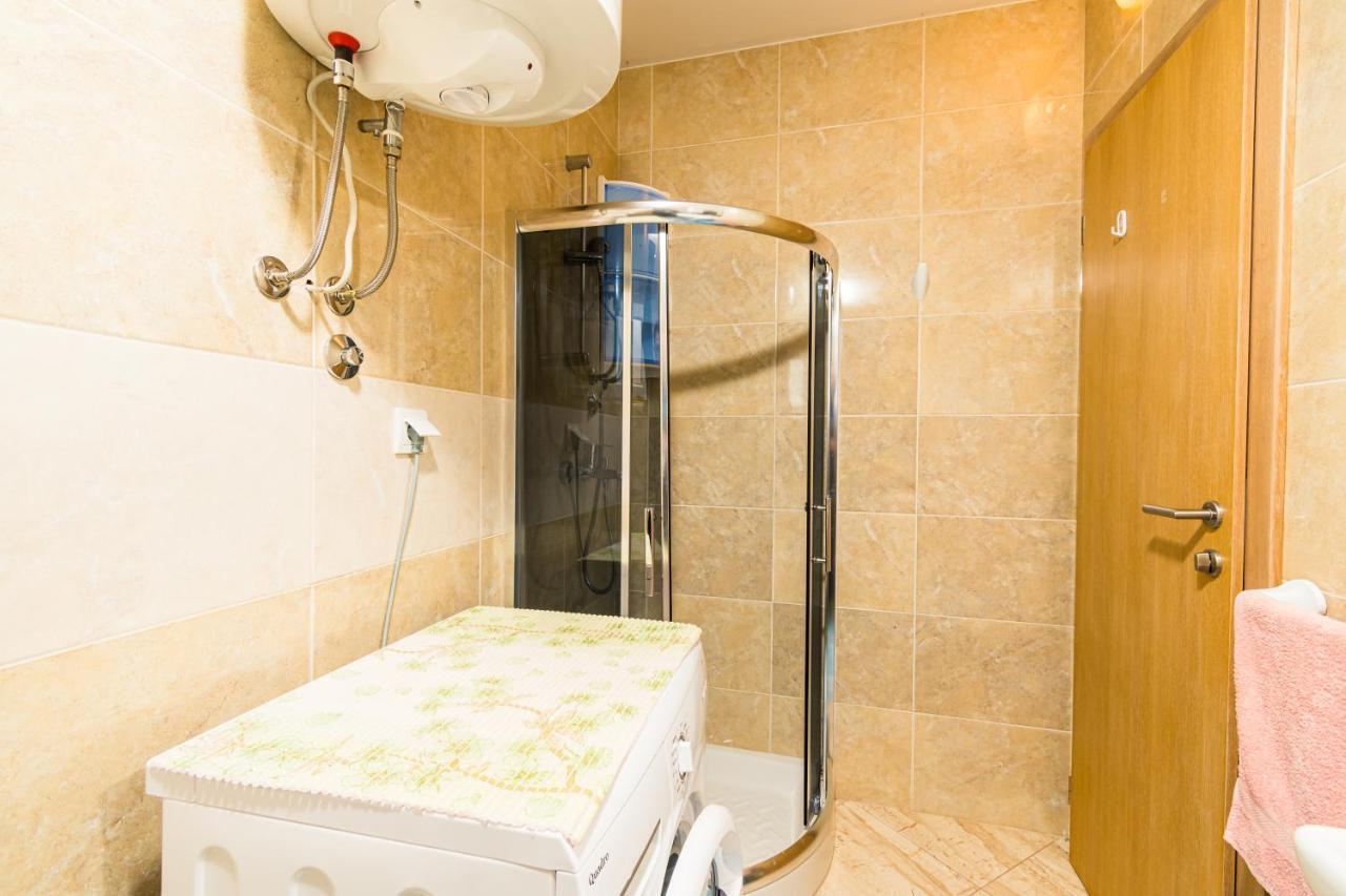 Lovely House Ровинь Экстерьер фото